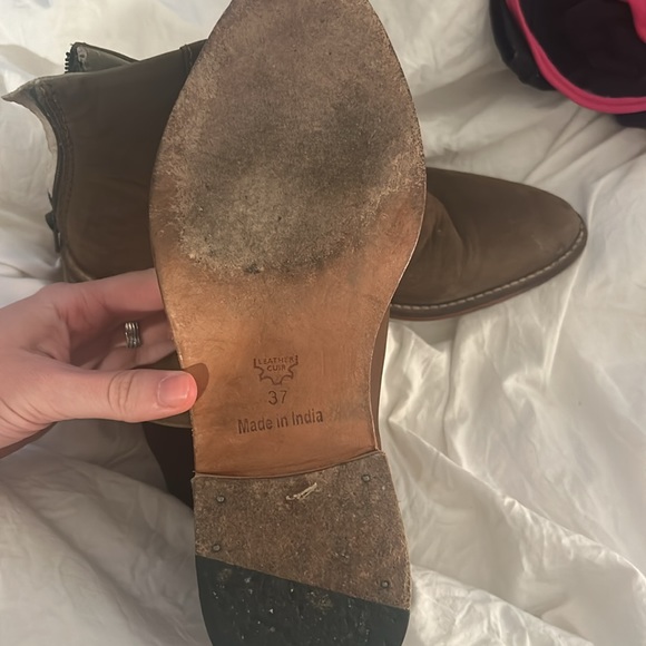 FREE PEOPLE Booties - Picture 2 of 3